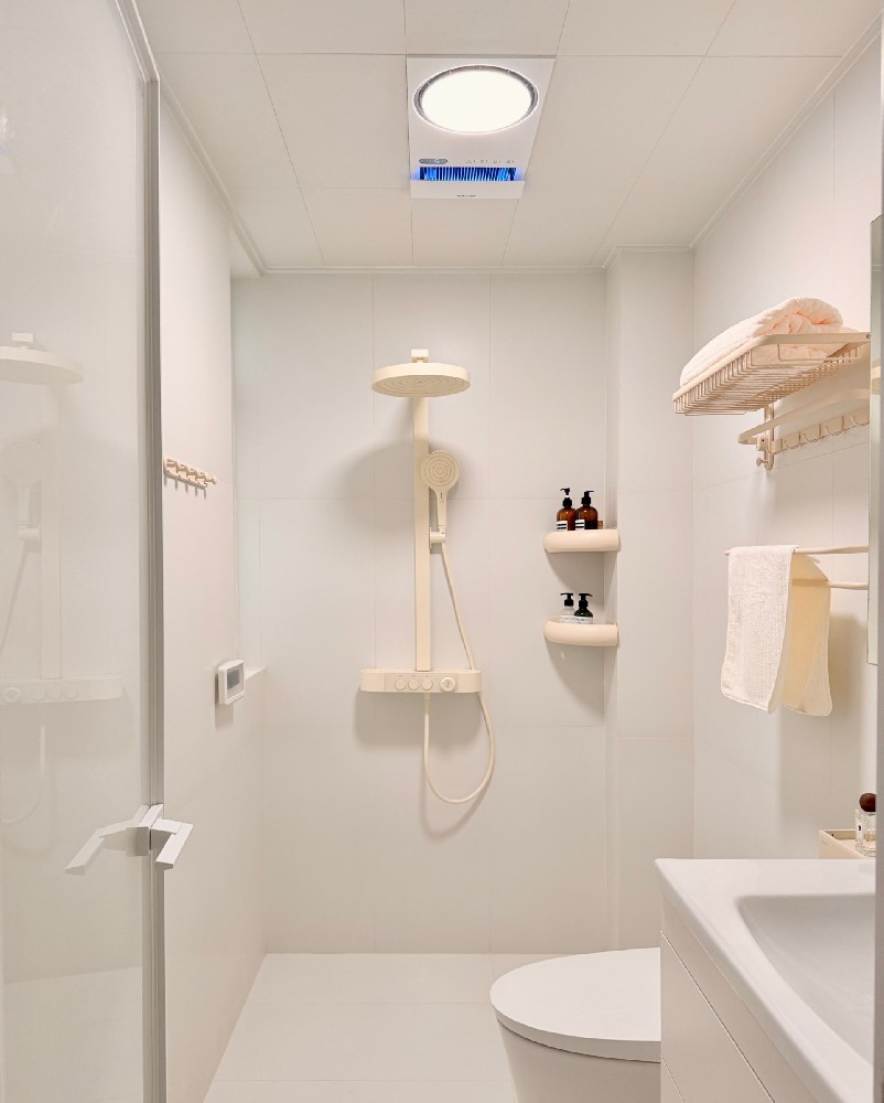 BATHROOM DESIGN Case 19 - Royal Sanitary Ware